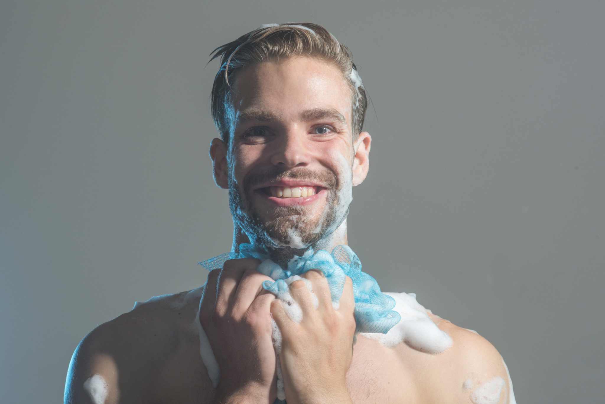 Sensitive Skin Face & Body Cleanser - Vmen&