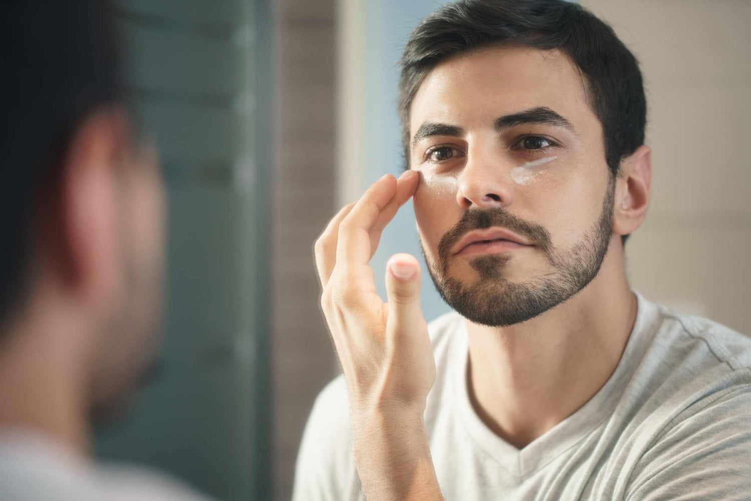 Do You Really Need Eye Cream? Let’s Talk About Men’s Eye Care