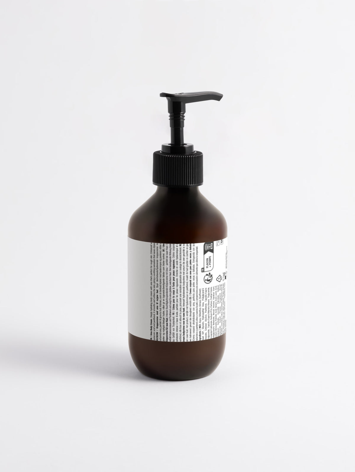 Back label of VMEN’S 5% Hydroxyethyl Urea + 2% Panthenol Body Cream on a brown pump bottle.